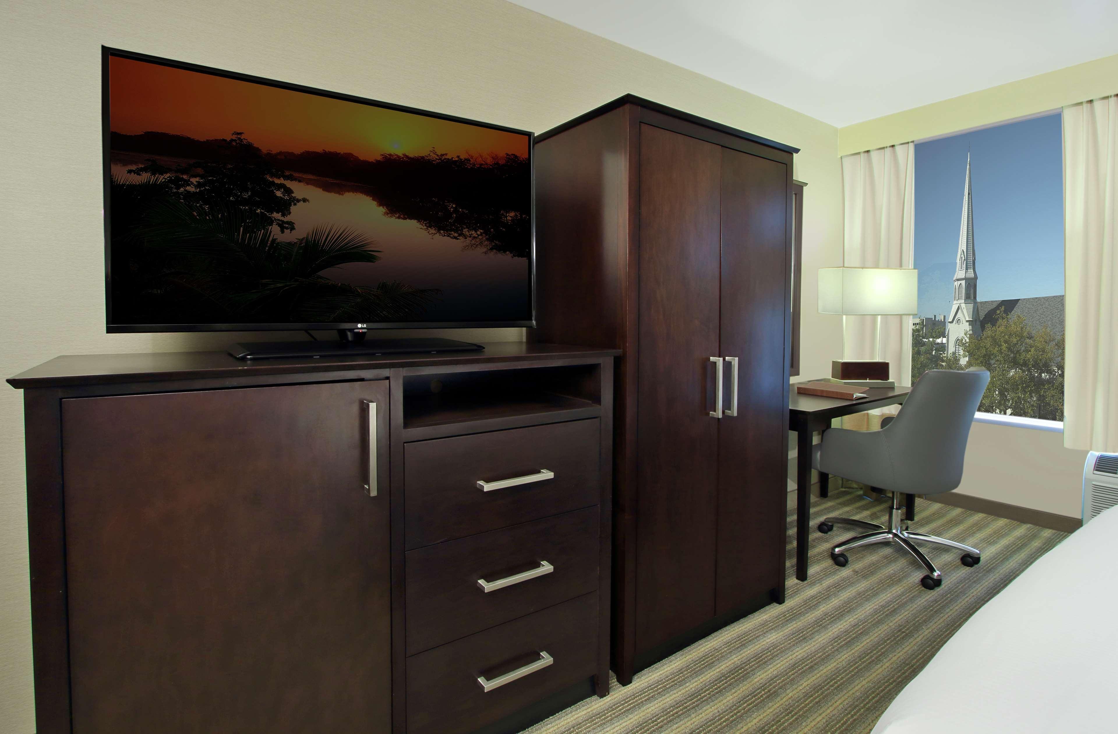 Doubletree By Hilton Newark Hotell Exteriör bild