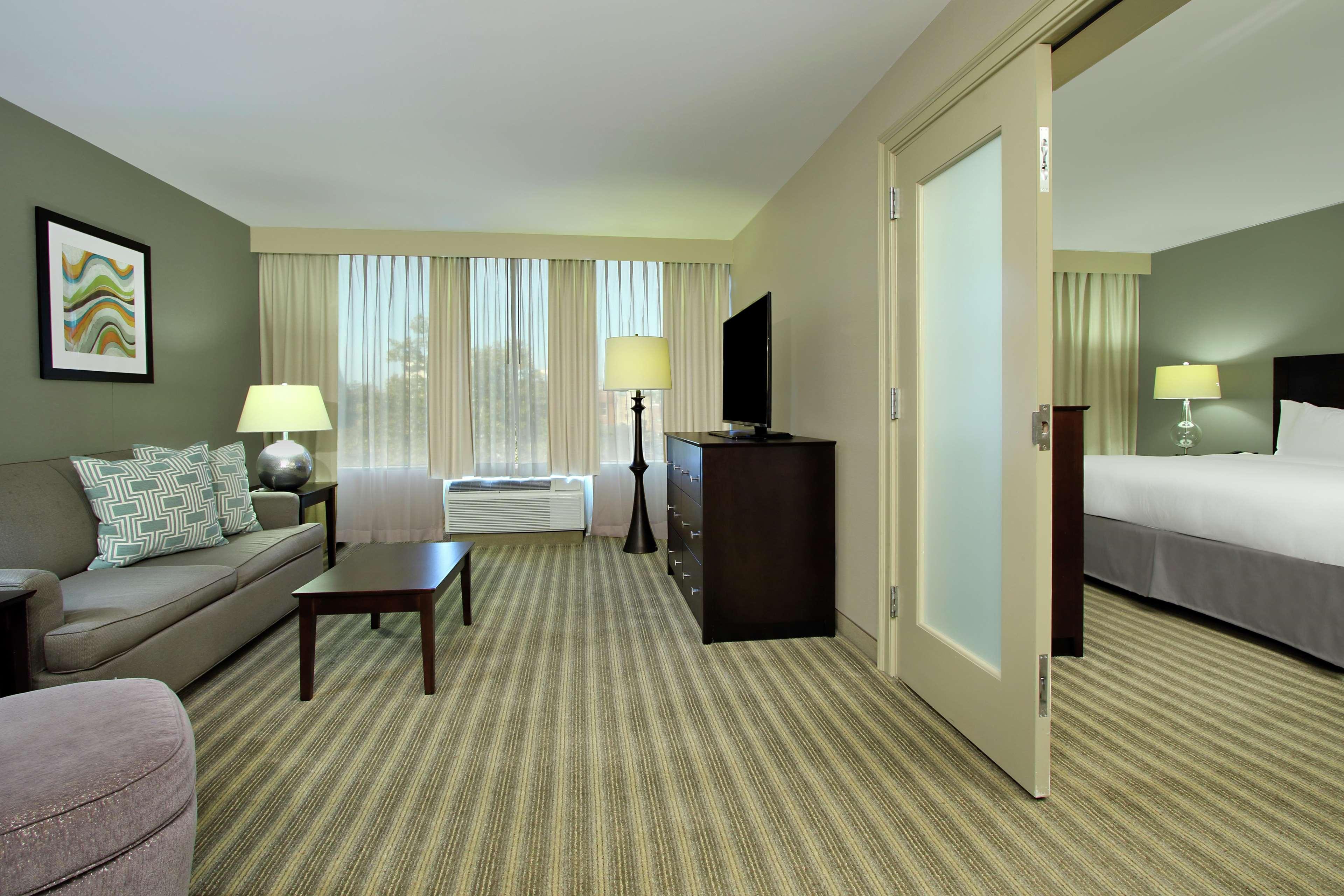 Doubletree By Hilton Newark Hotell Exteriör bild