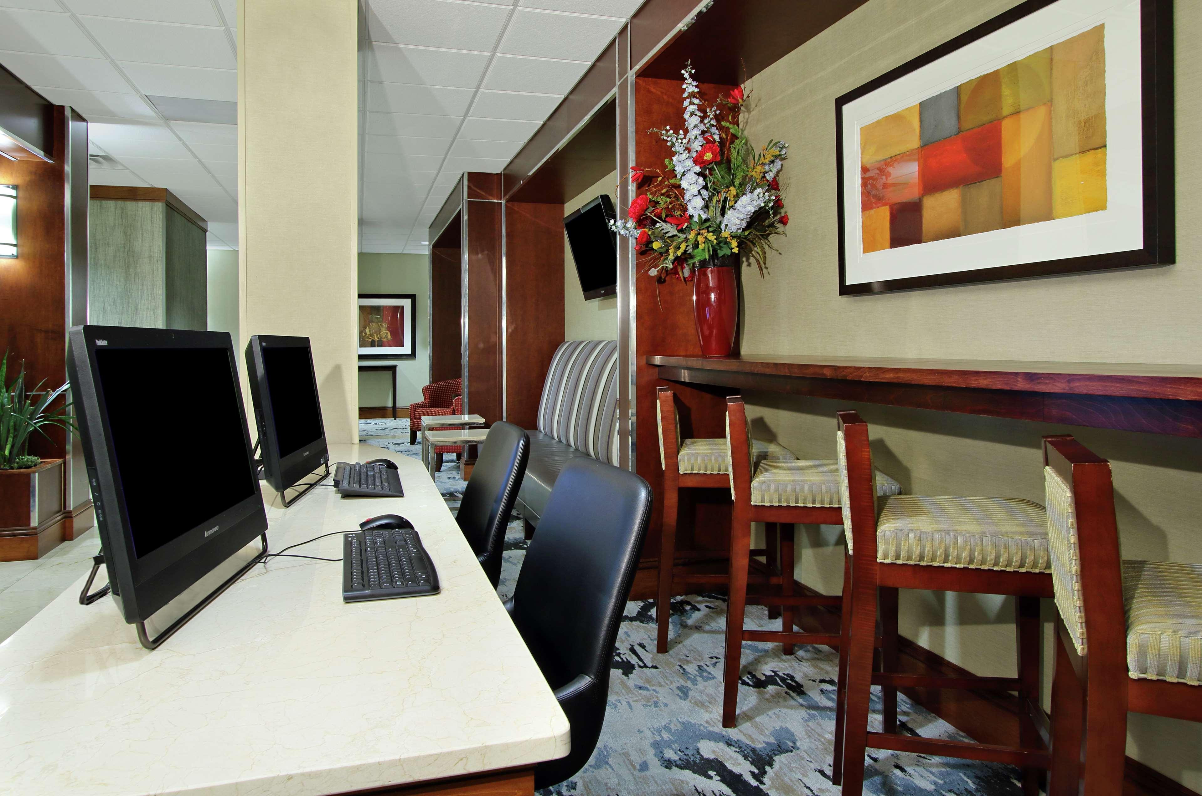 Doubletree By Hilton Newark Hotell Exteriör bild