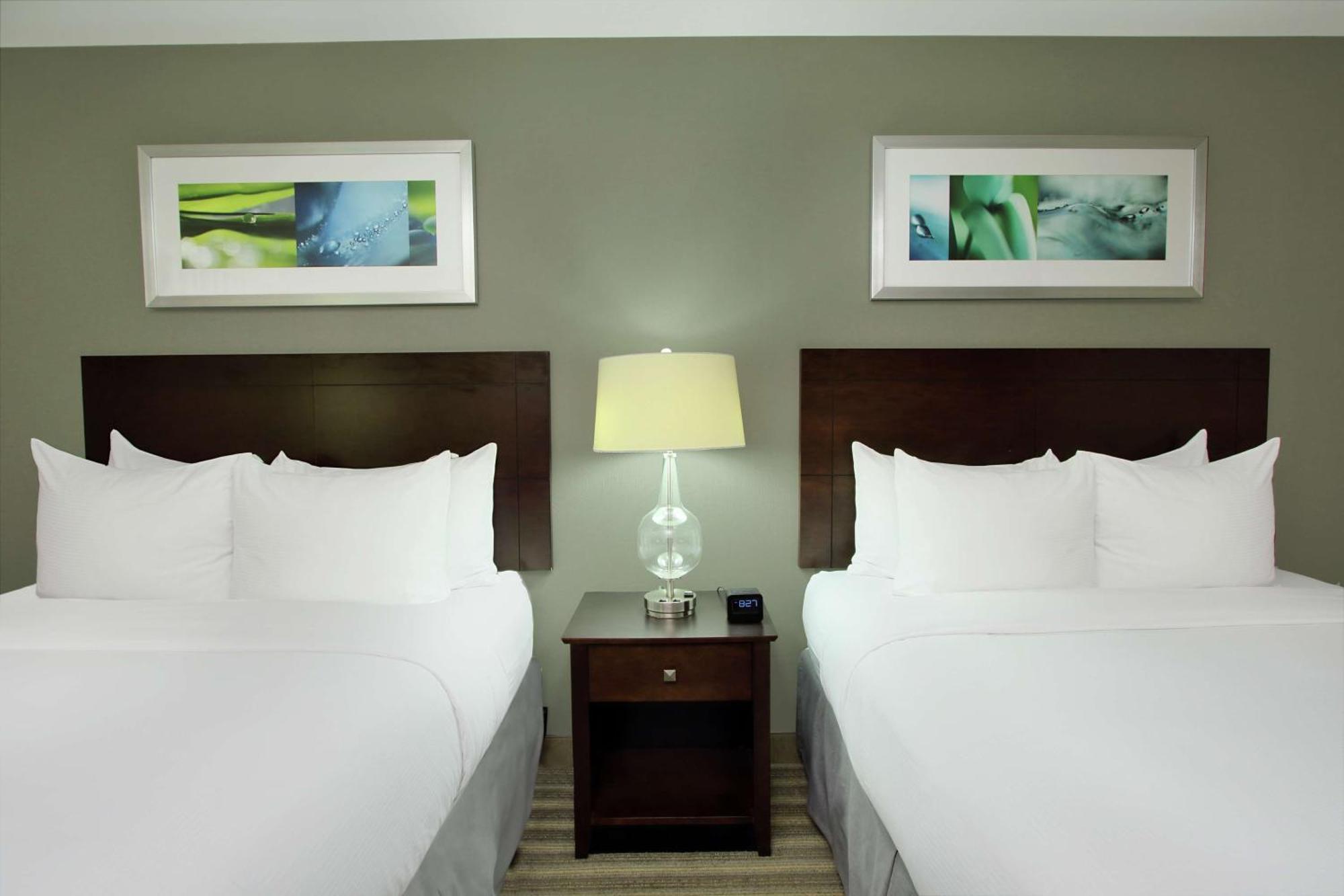 Doubletree By Hilton Newark Hotell Exteriör bild